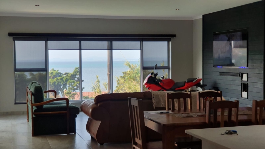 3 Bedroom Property for Sale in Brandhuis Western Cape